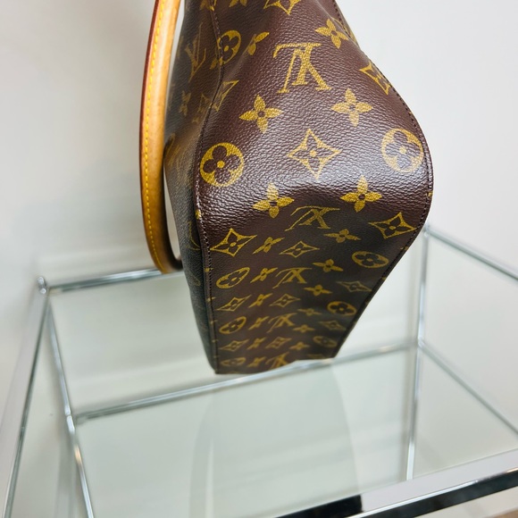 Authentic gorgeous Louis Vuitton Looping Monogram GM in excellent condition. - Picture 8 of 14